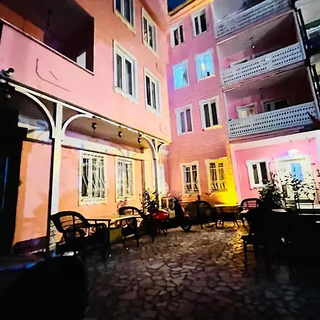 Pembe Koesk Old Center Istanbul