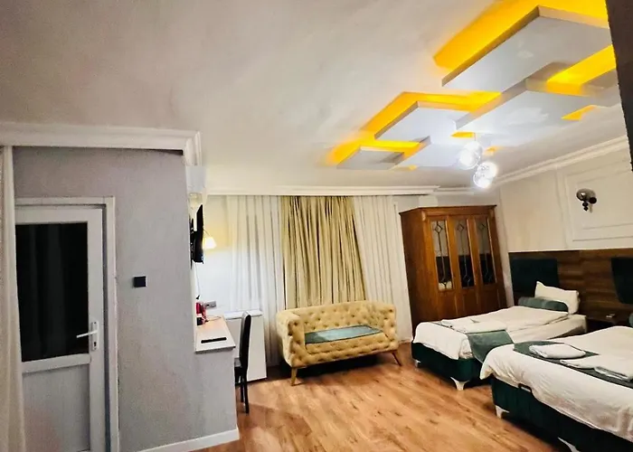 Pembe Koesk Old Center Hotel