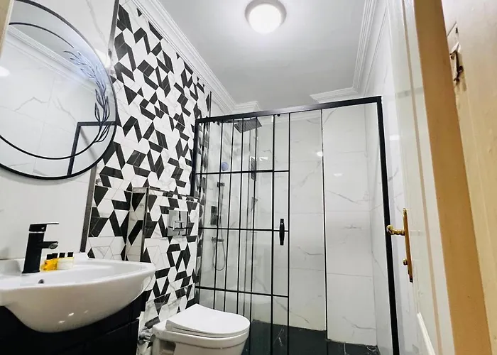 Pembe Koesk Old Center