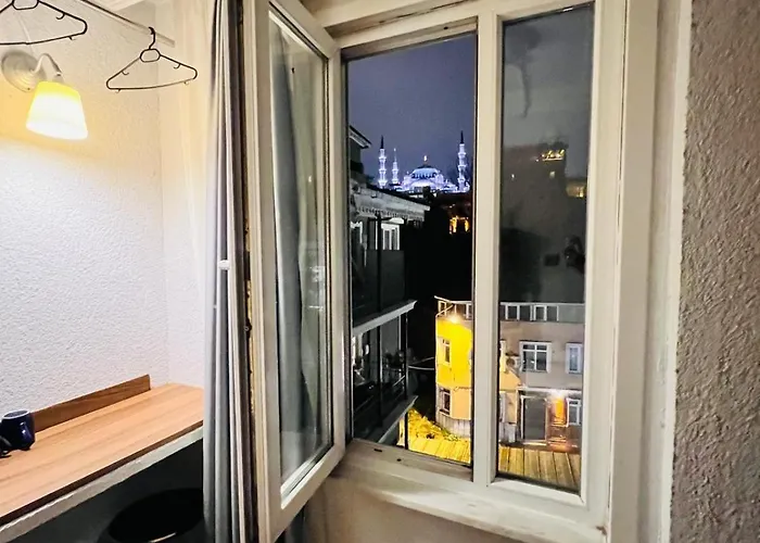 Pembe Koesk Old Center