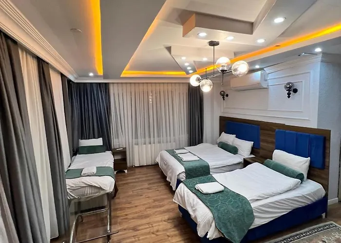 Pembe Koesk Old Center