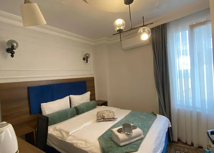 Hotel Pembe Koesk Old Center