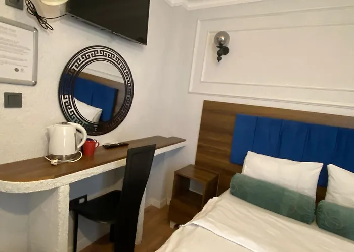 Pembe Koesk Old Center Hotel 3*