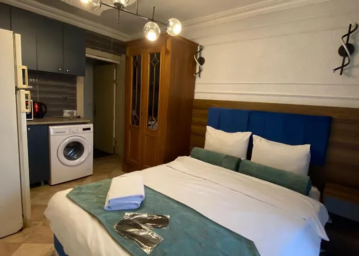 Pembe Koesk Old Center