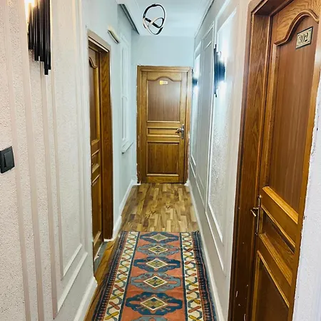 Hotel Pembe Koesk Old Center