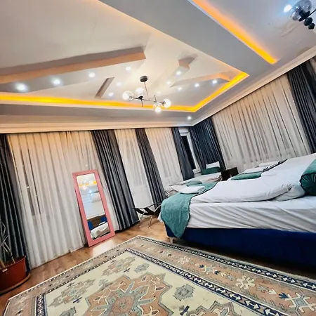 Pembe Koesk Old Center Hotel