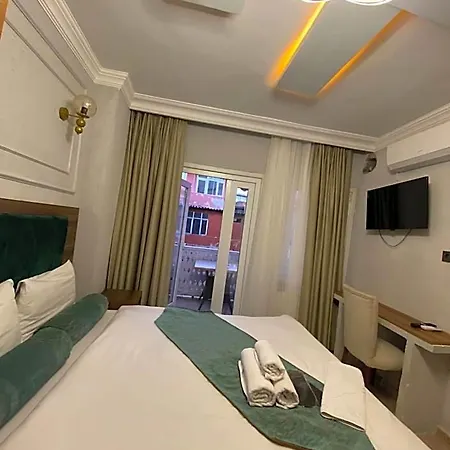 Pembe Koesk Old Center Szálloda 3*