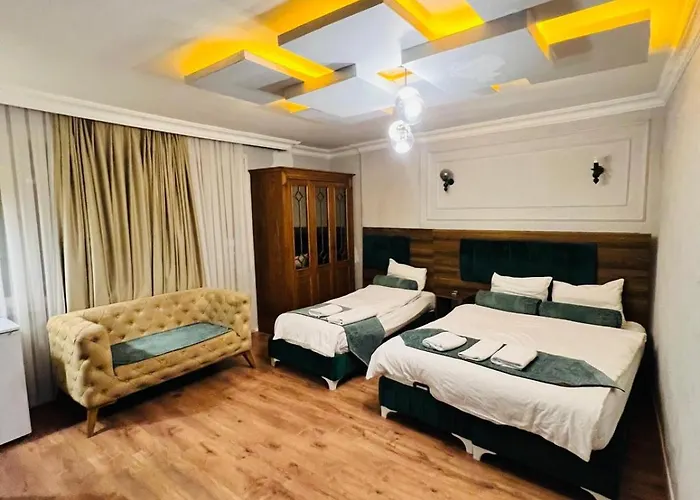 Hotel Pembe Koesk Old Center