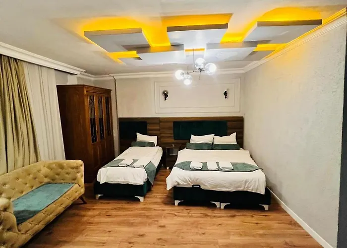 Pembe Koesk Old Center Hotel