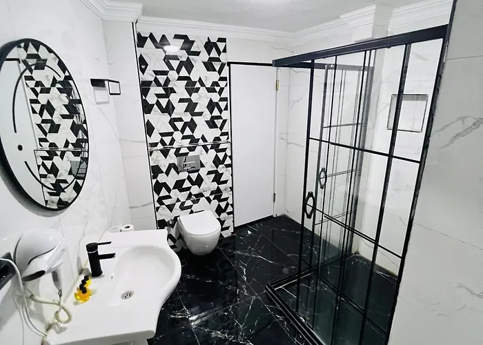 Hotel Pembe Koesk Old Center