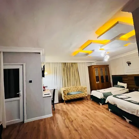 Pembe Koesk Old Center Hotell