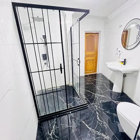 Hotell Pembe Koesk Old Center