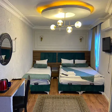 Pembe Koesk Old Center Hotell 3*